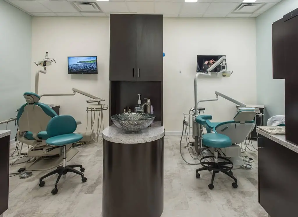 Shine and Smile Dental