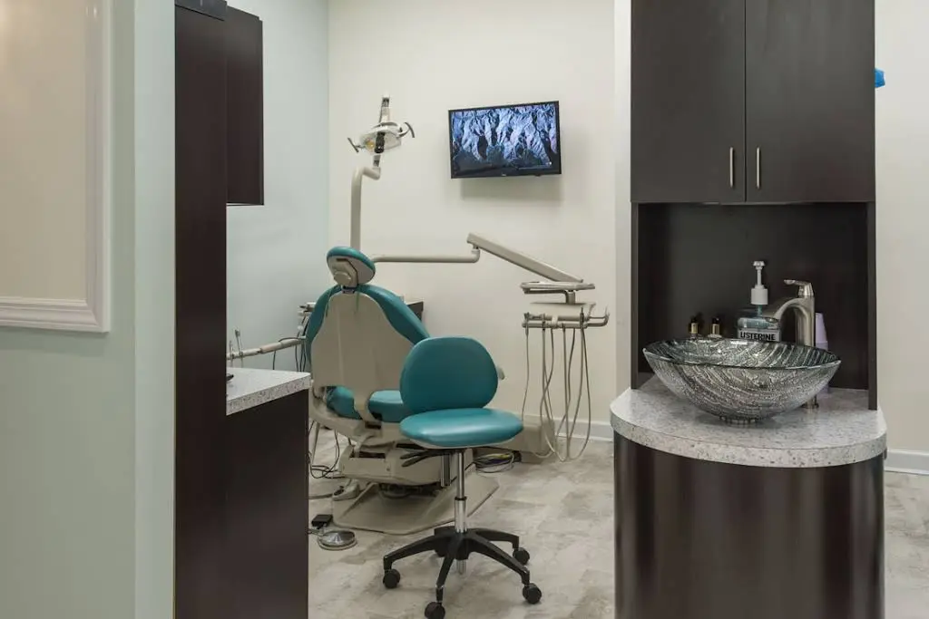 Shine and Smile Dental