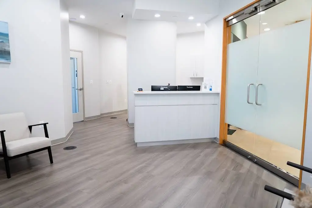 Crown Dental