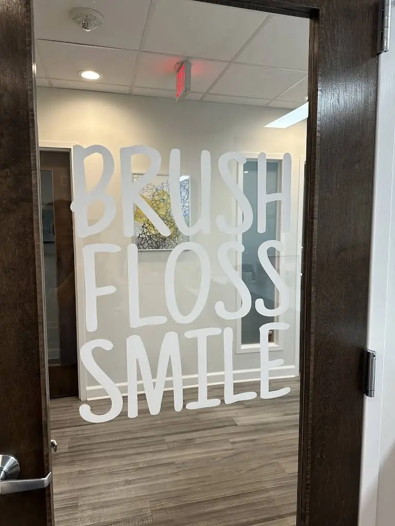 BCC Smiles / Dr. Saba Lakhani, DDS, PC