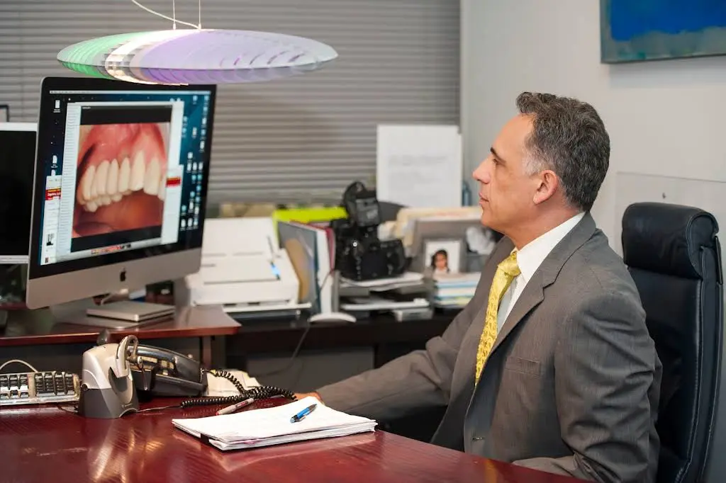 Kazemi Oral Surgery & Dental Implants