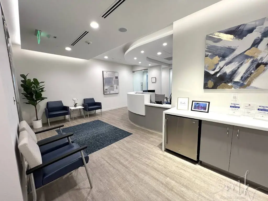 Gladnick Family and Cosmetic Dentistry