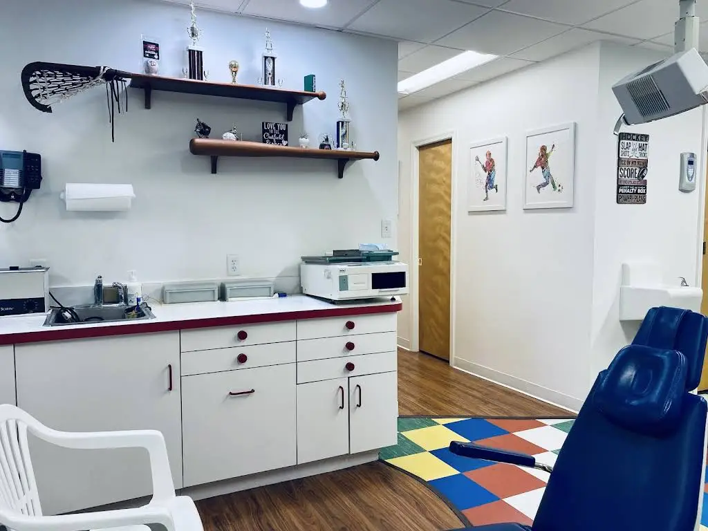 Dr. Gary R. Kramer & Dr. Sara Bunin Pediatric Dentistry and Orthodontics
