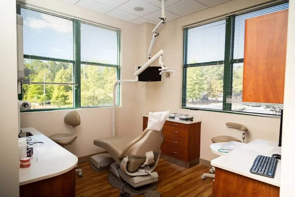 Reyes Dental Group