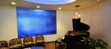 Dr. Tom A. Stamas DDS - Cosmetic & Sedation Dentistry