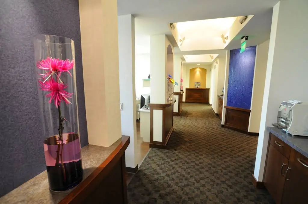 Dr. Tom A. Stamas DDS - Cosmetic & Sedation Dentistry