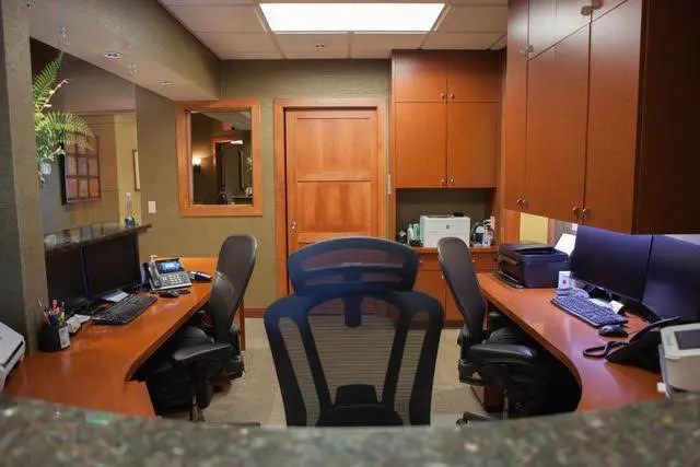 Laska Dental LLC