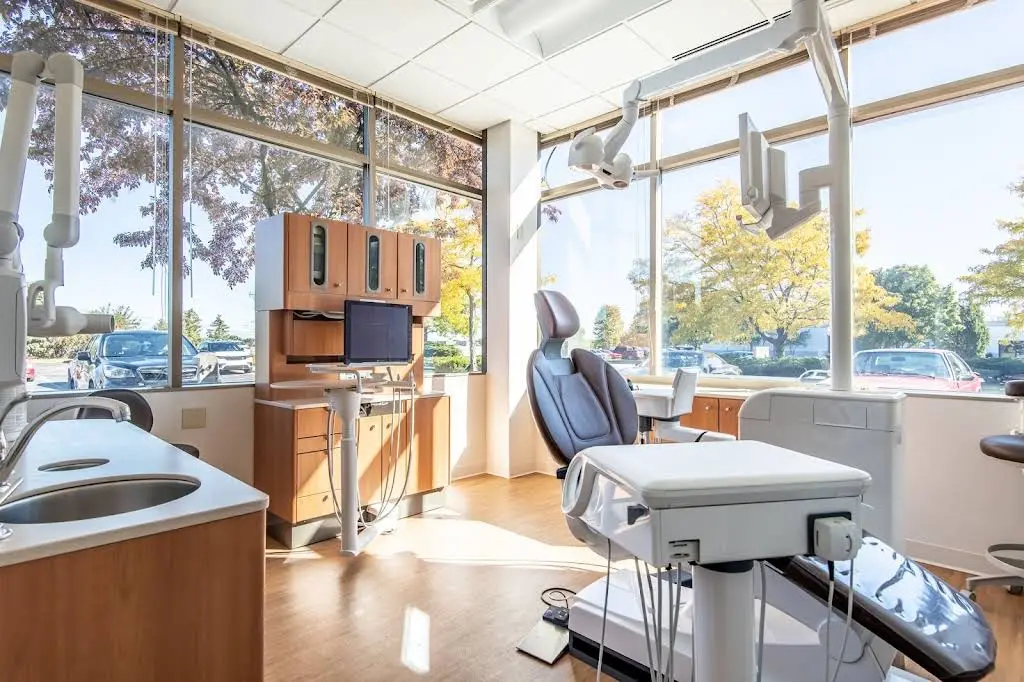 Glō Dental Studio