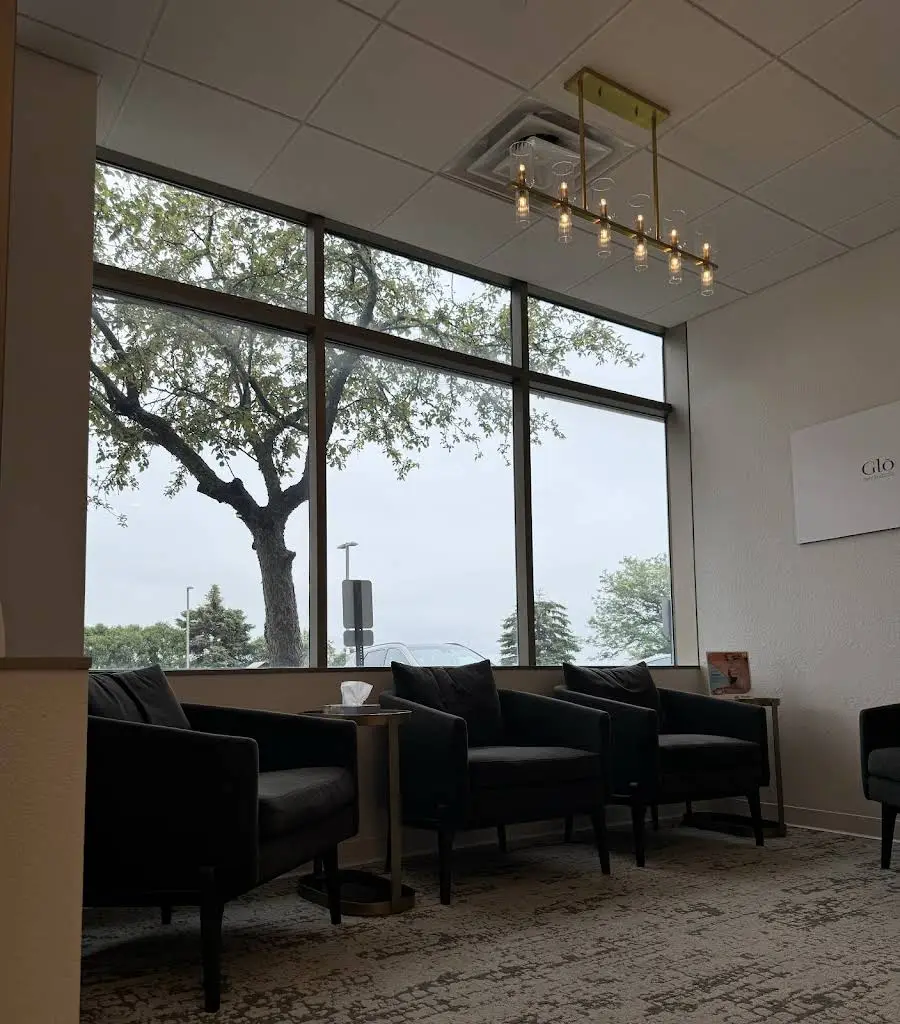 Glō Dental Studio
