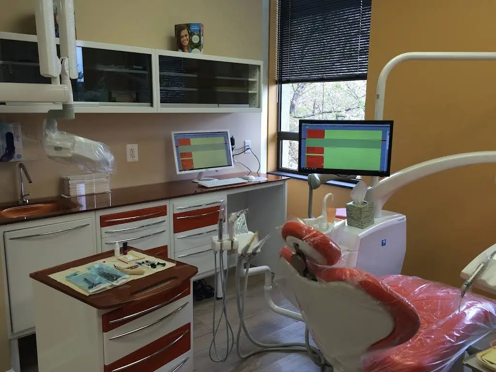 Smile Dental Studio, LLC