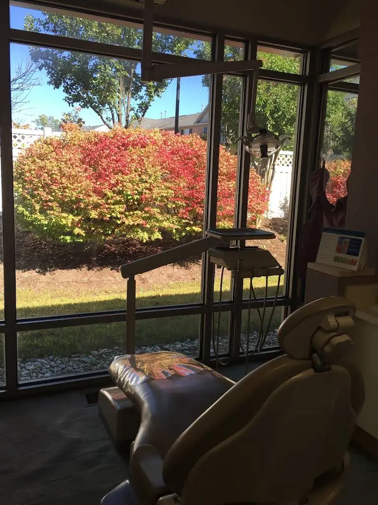Towne Center Dental Care / Ronald J. Hollander, DDS