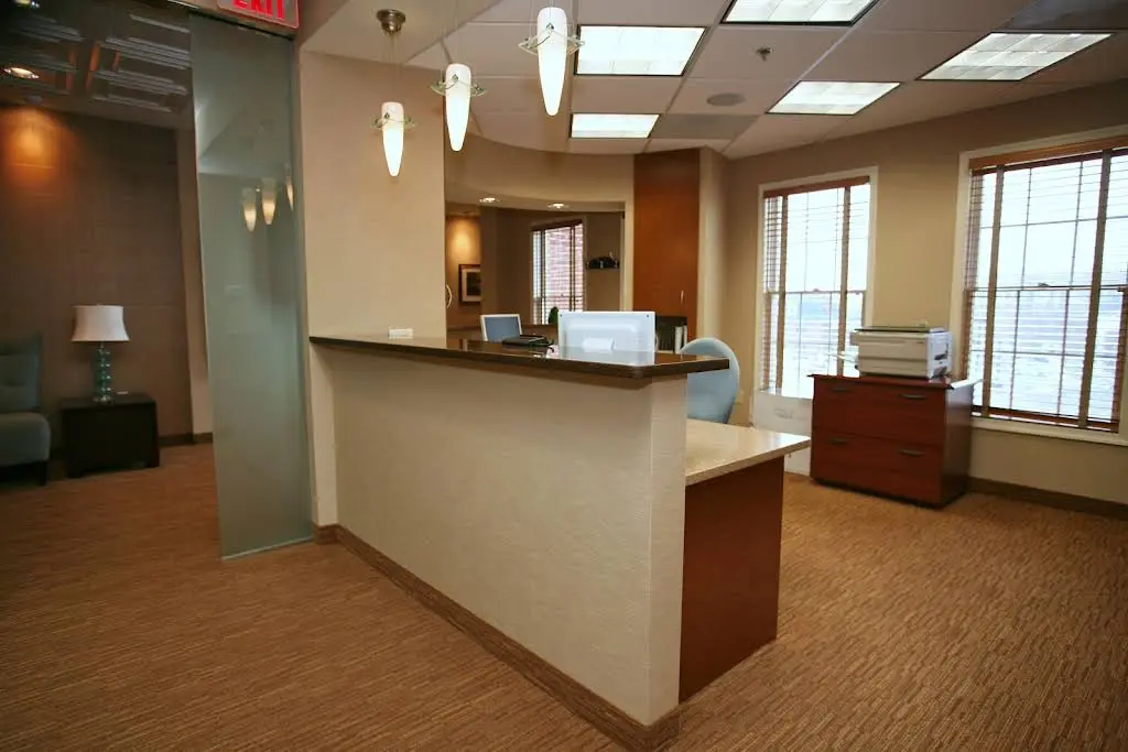 Bradley Olson DDS / Smile Images