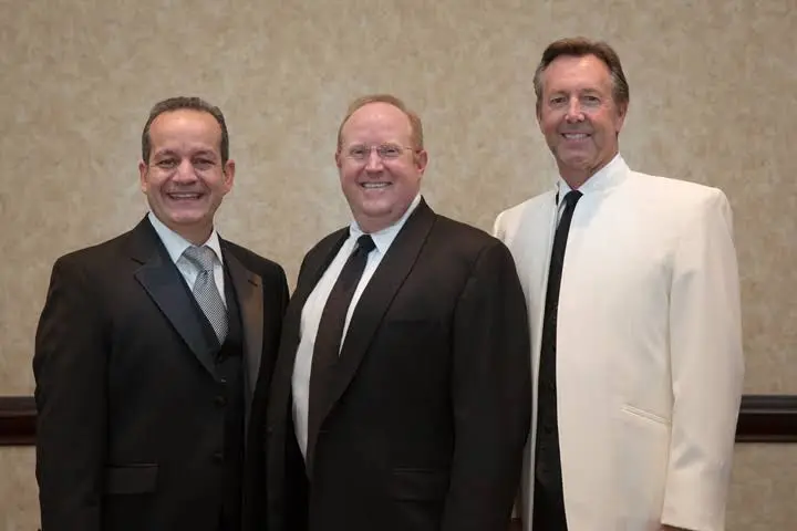 Bradley Olson DDS / Smile Images