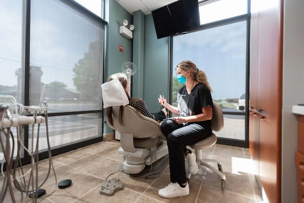815 Dental Studio - Rockford