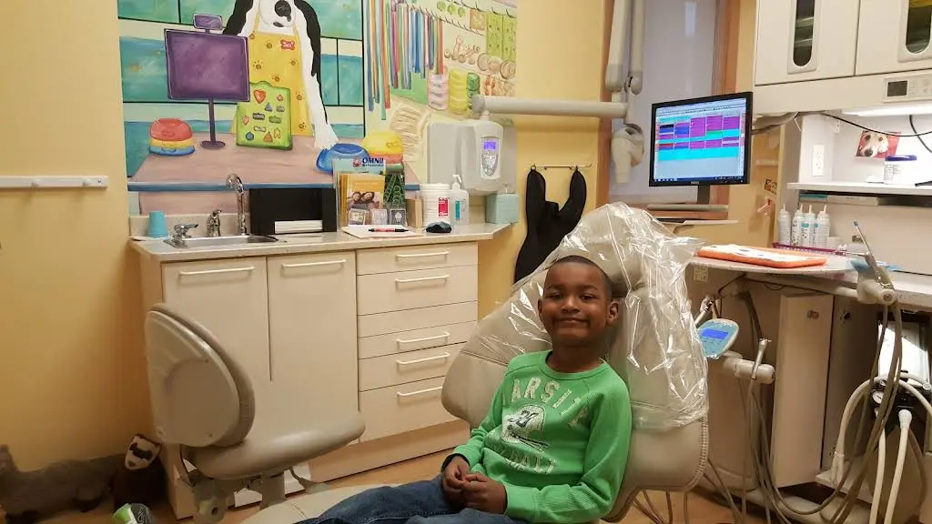Small World Children's Dentistry