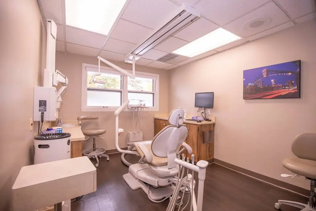 Lakeshore Family Dentistry - Greendale