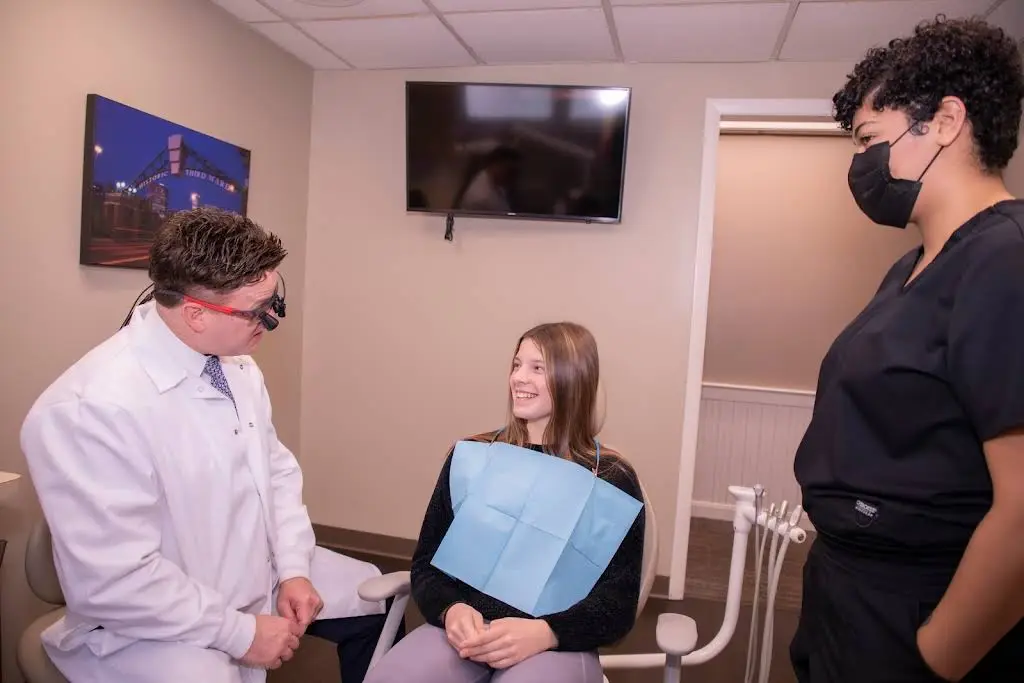 Lakeshore Family Dentistry - Greendale