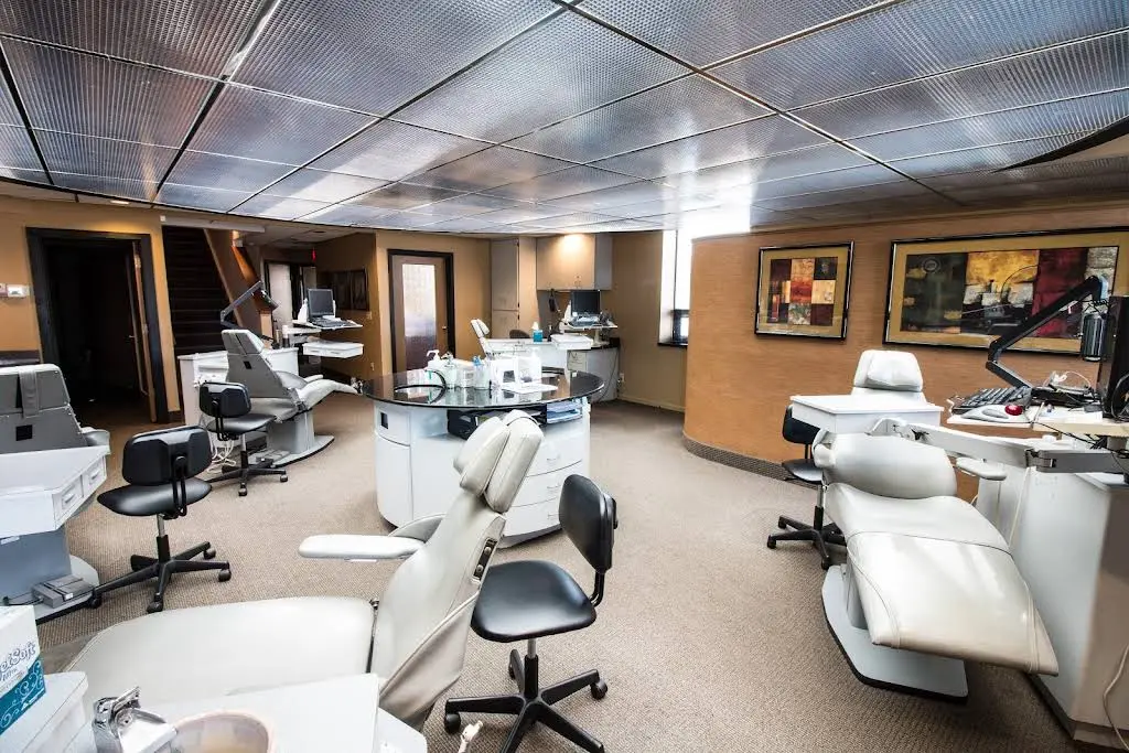 Moles & Ferri Orthodontic Specialists