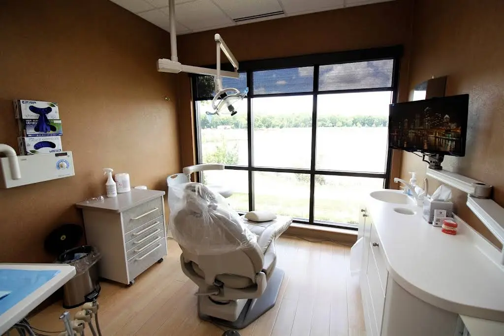 Lakeside Dental
