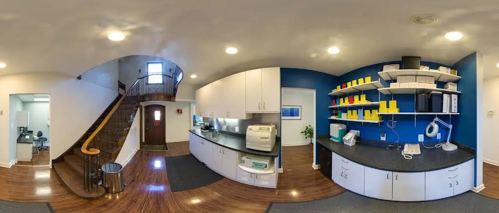 Comprehensive Contemporary Dentistry, H. Brandt Foster, DDS