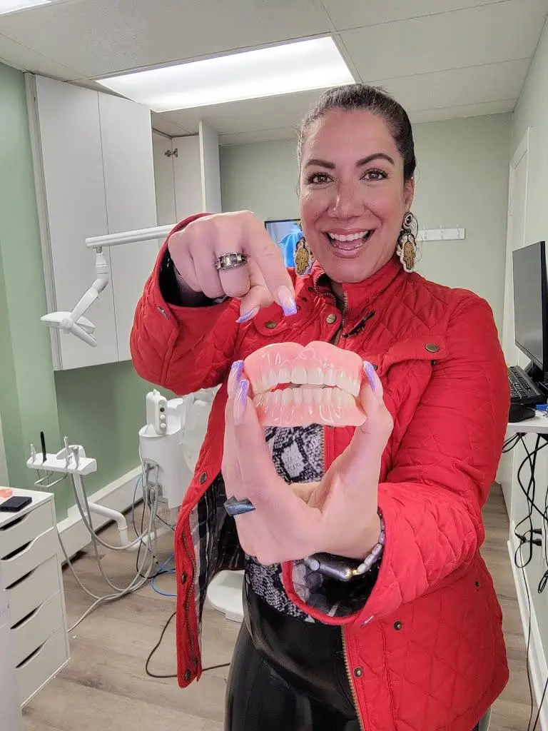 Servicios Dentales Hispanos