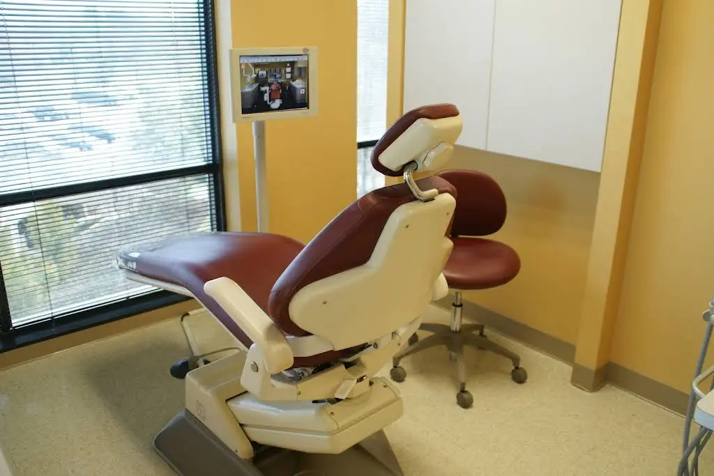 Paul M. Lee, DDS, PC