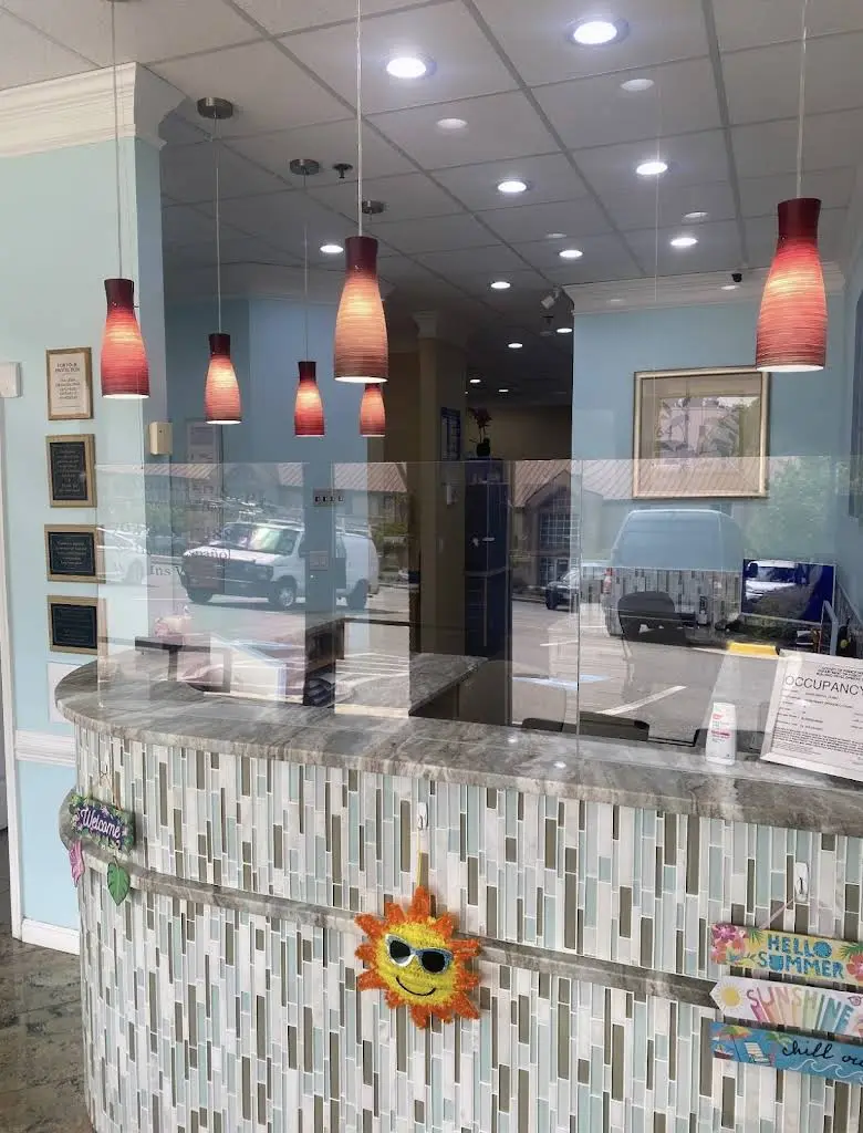 Dental Center At Lake Ridge