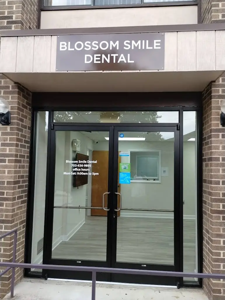 Blossom Smile Dental