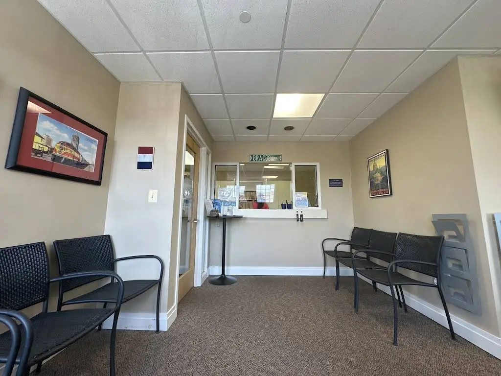 Philip Vahab Orthodontics / Phil Vahab Smiles