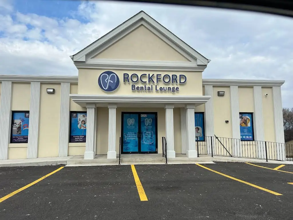 Rockford Dental Lounge