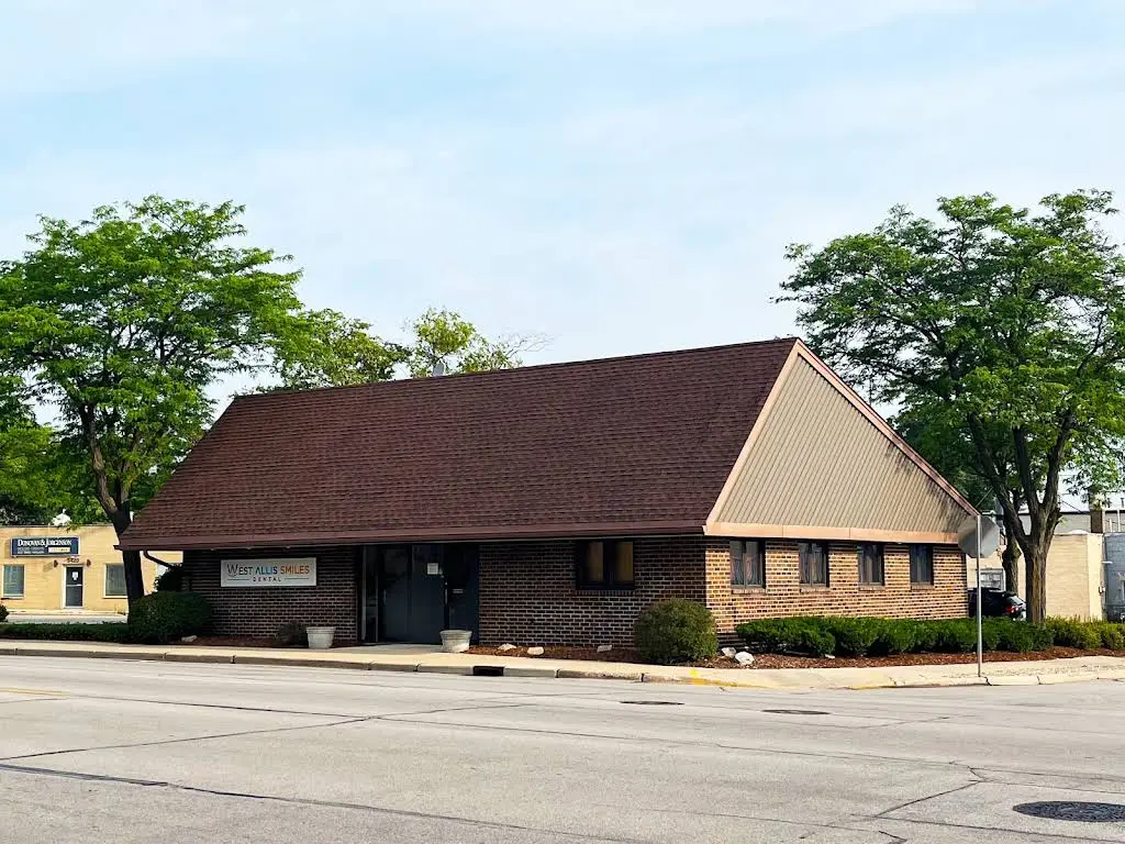 West Allis Smiles