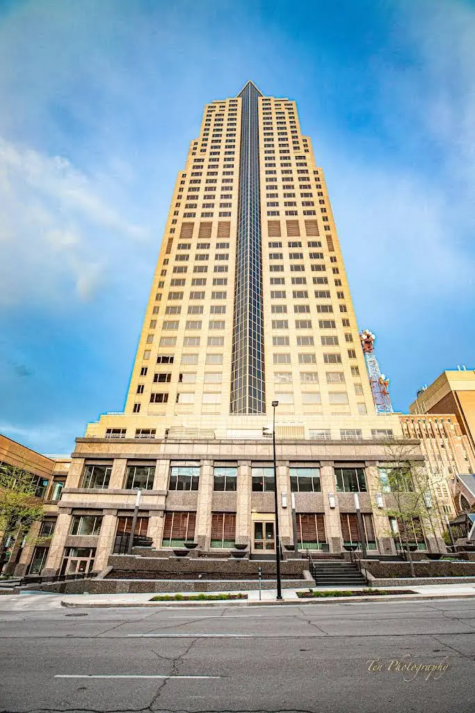 Dentistry 801 Grand