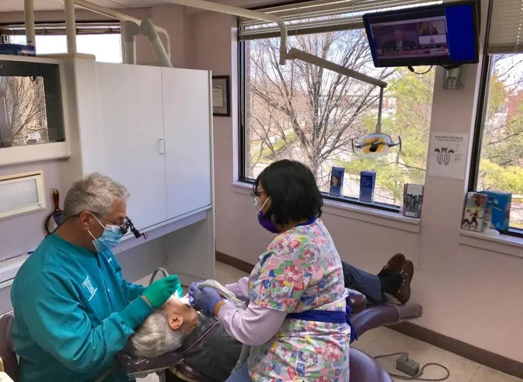 Lakeforest Dental Associates
