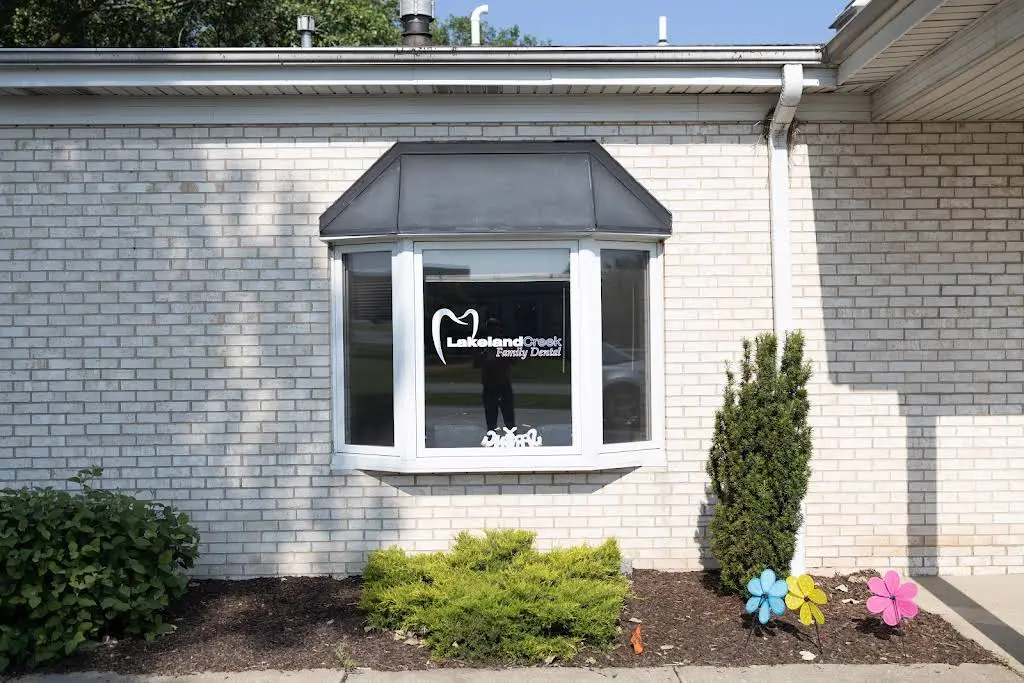 Lakeland Creek Family Dental