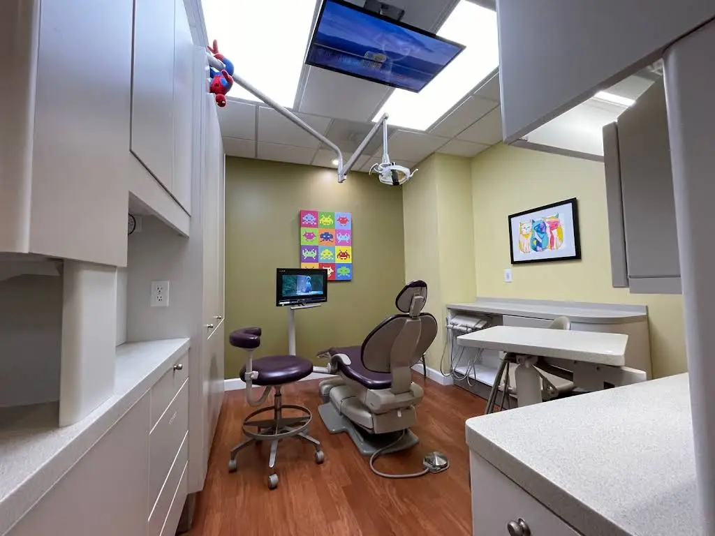 Dr. Liliana Cuervo, DDS Pediatric and Adolescent Dentistry