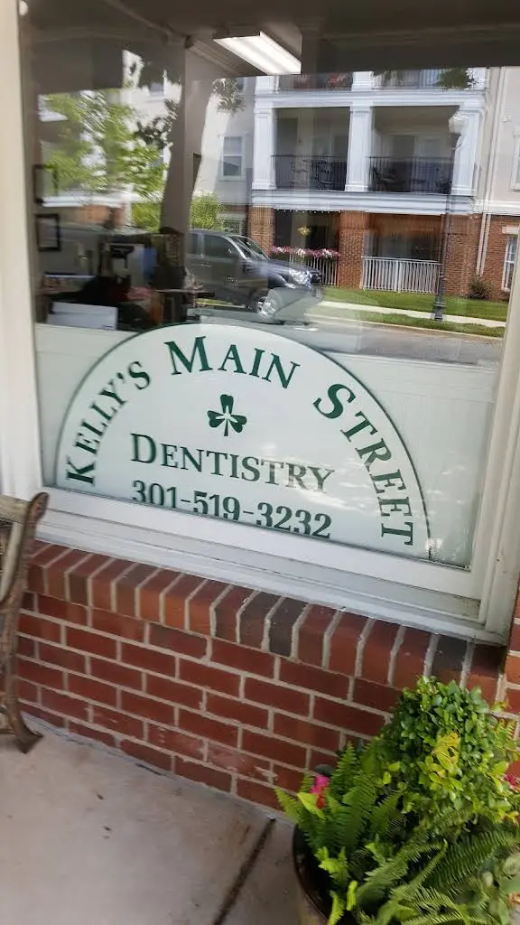 Robert J Kelly DDS & Associates