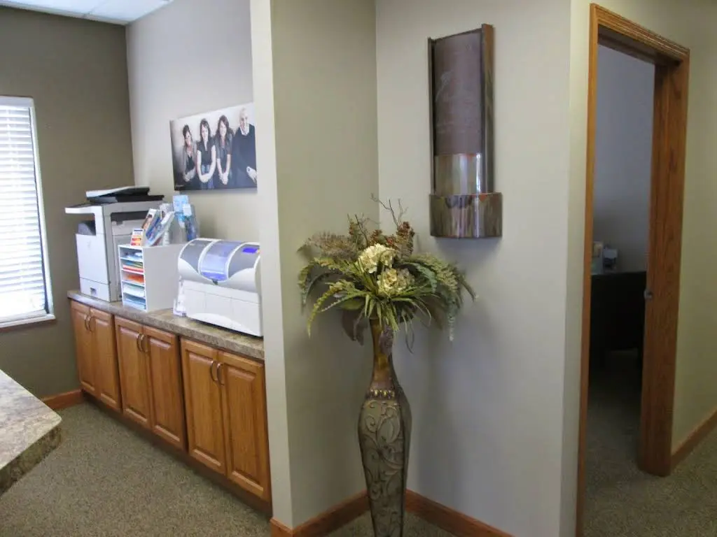 Peosta Dental: Austin Reed DDS