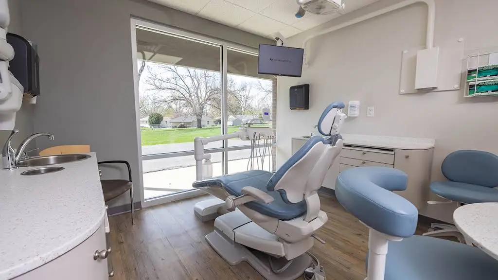 Grand Dental