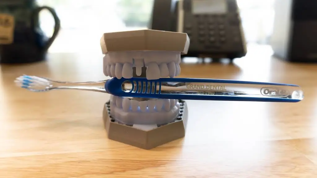 Grand Dental