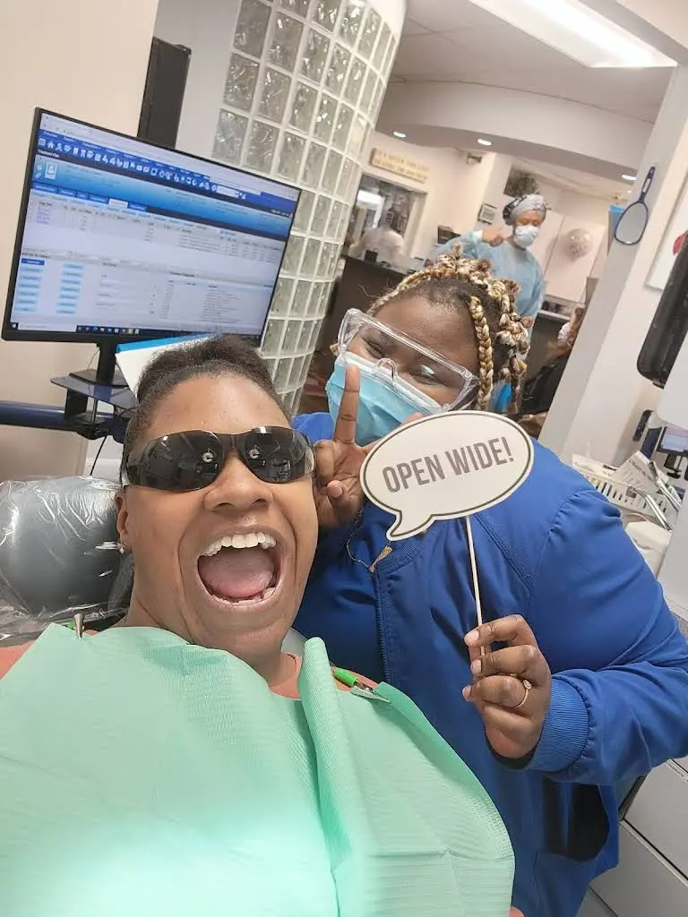 Big and Little Smiles Dental