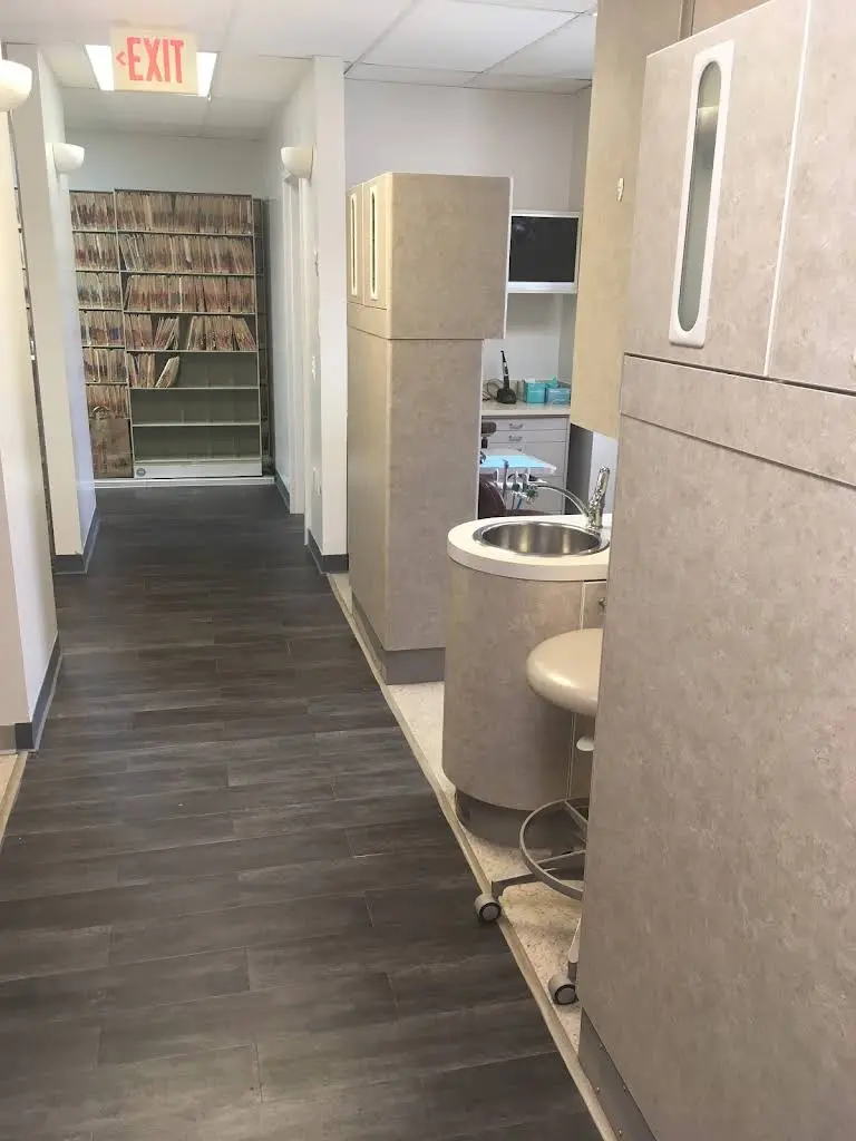 Natural Smiles Dental Center