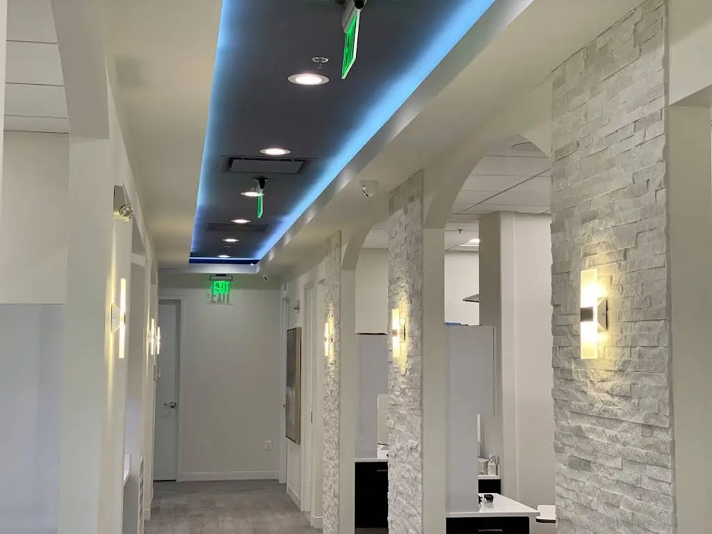 Nik Family & Cosmetic Dentistry