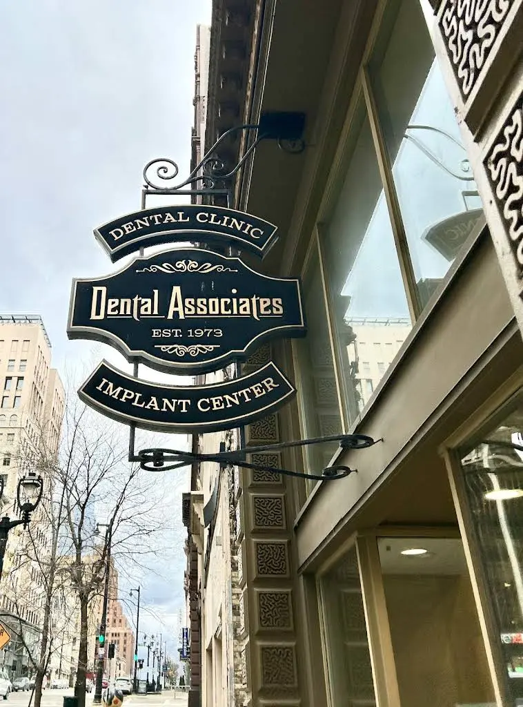 Dental Associates - MKE Downtown
