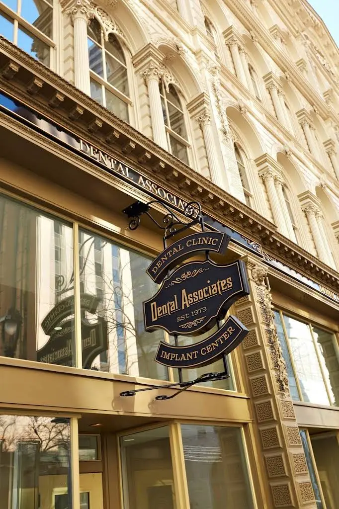 Dental Associates - MKE Downtown