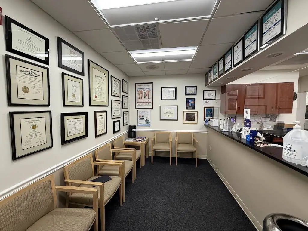 Dr. Chen & Associates