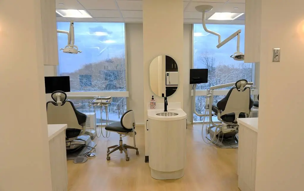 DH Dental & Prosthodontics