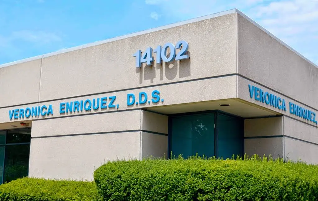 Enriquez Dental