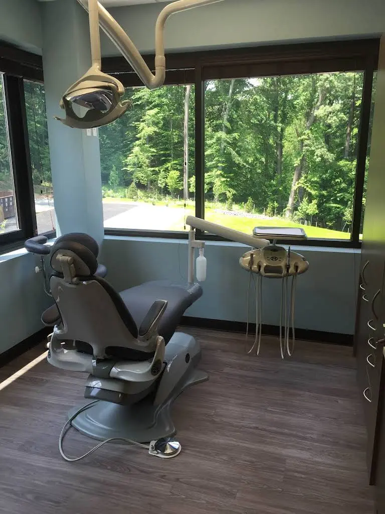 Oneal Russell, DDS