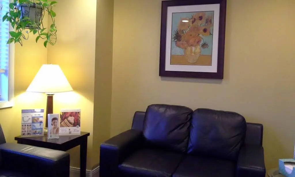 Naylors Court Dental Partners