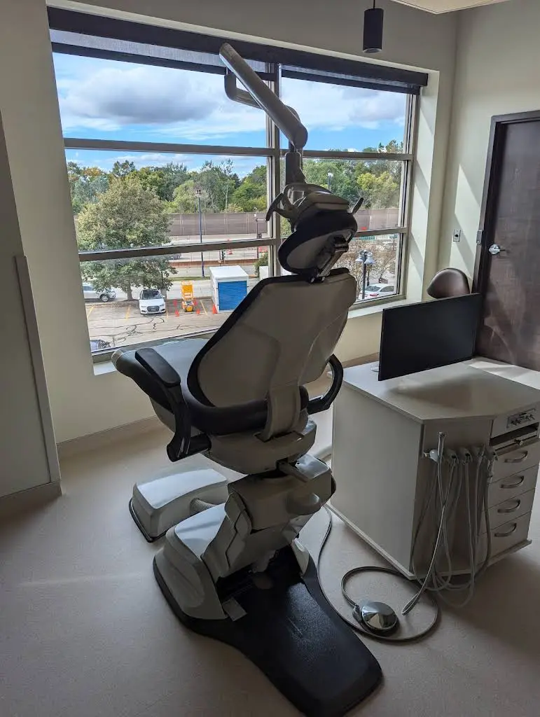 Dental Associates - Glendale - Bayshore